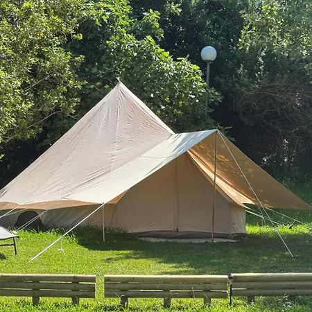 Роскошный шатер Tente Familiale - Hegoa Surf Camp Pays Basque - Family Tent - Familiar Сен-Жан-де-Люз